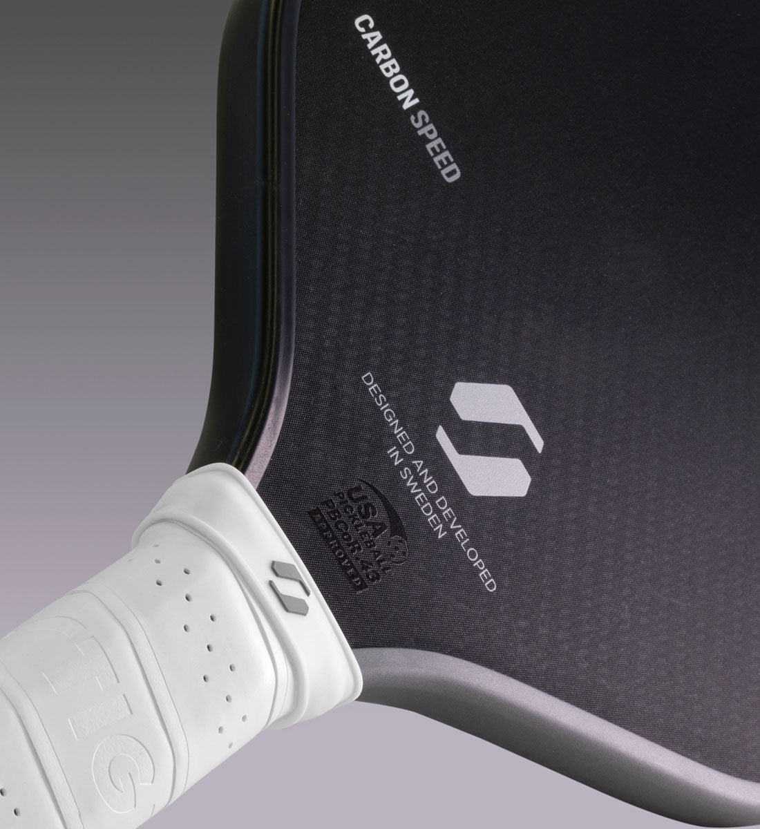 Stiga AIM 16 Carbon Speed Pickleball Paddle - detail 1